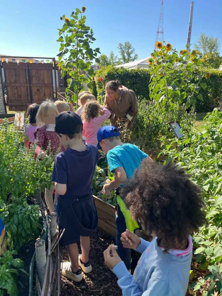 Eröffnung Kräutergarten SBH mit FS