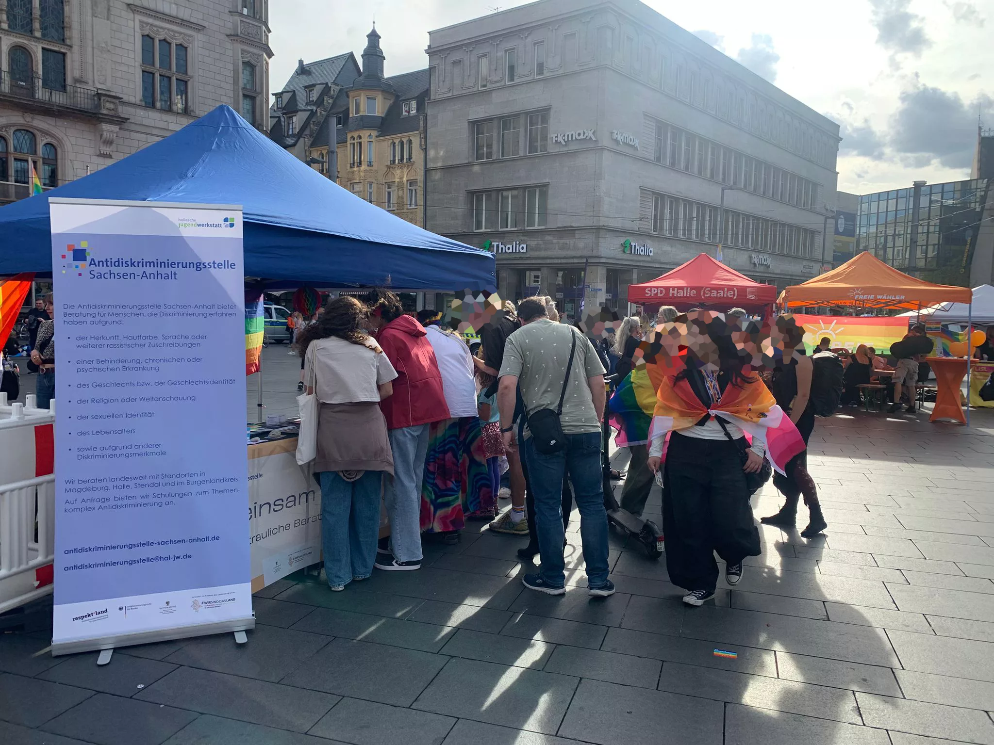 Die Antidiskriminierungsstelle Sachsen-Anhalt auf dem       CSD in Halle