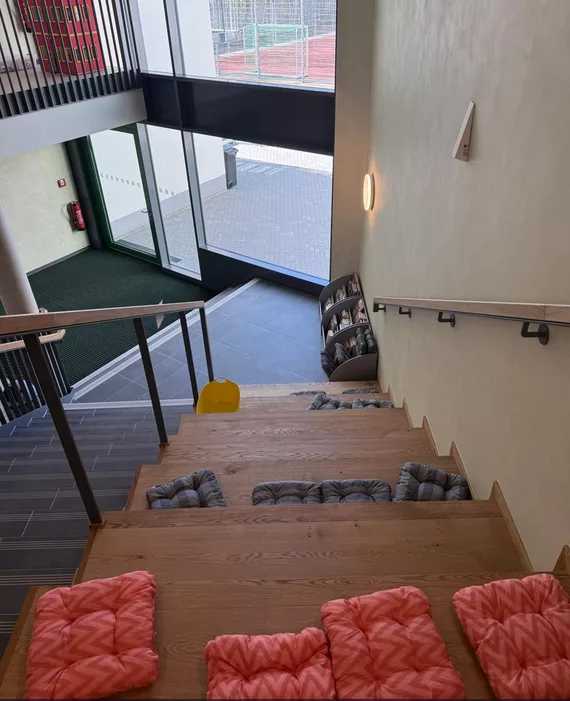 Treppe mit Sitzkissen